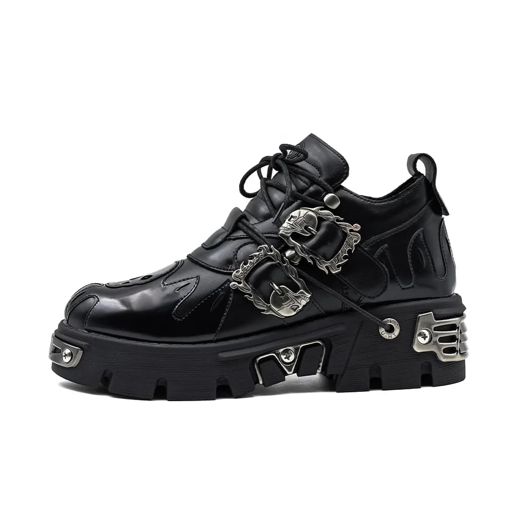Chaussures couple vintage rock punk 2026 cuir rétro bottes unisexe plateforme unique design niche métal