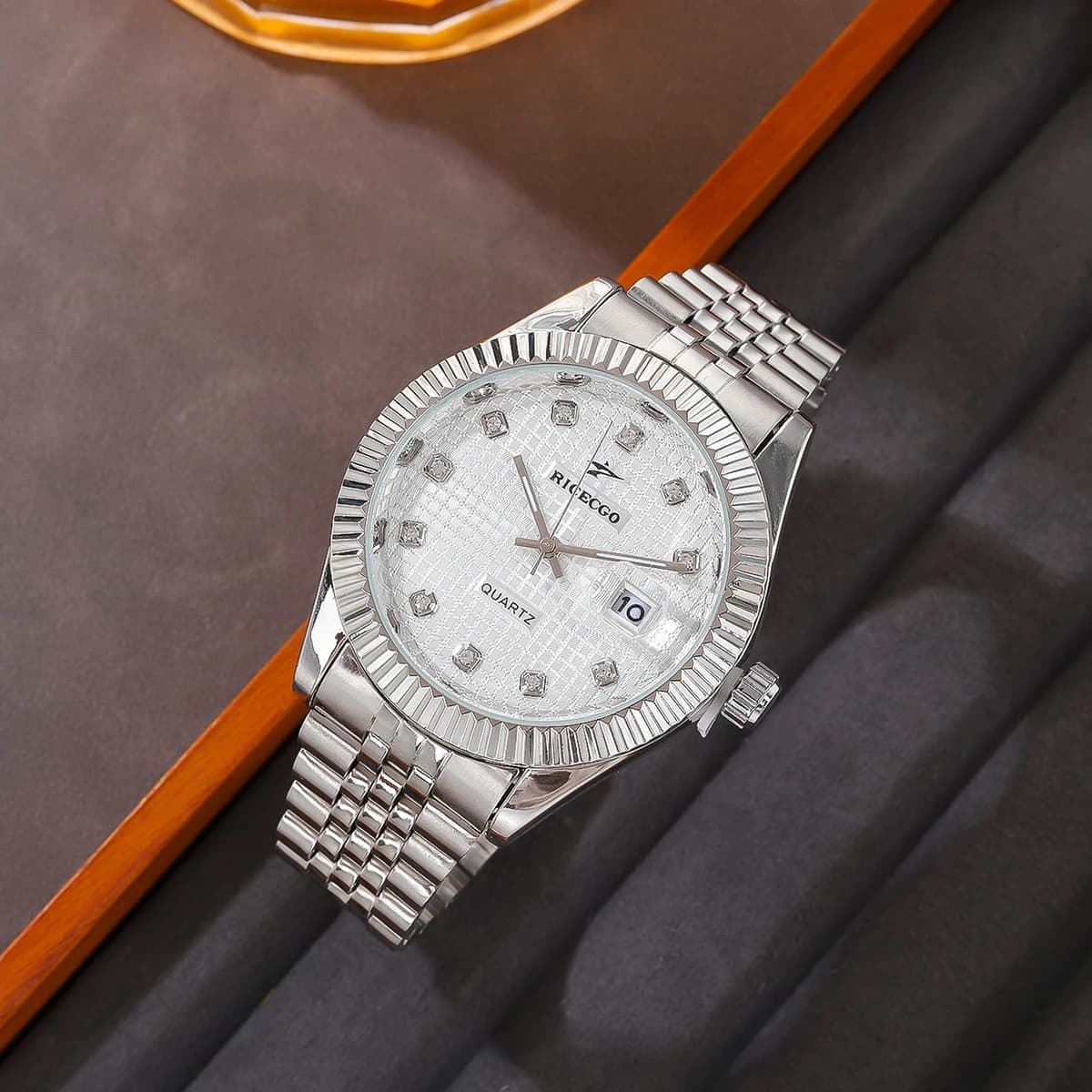 Montre homme quartz luxe acier inoxydable étanche pour pêche - affichage date et chronomètre