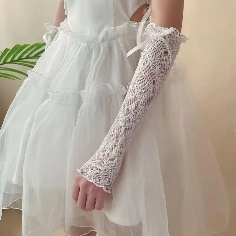 Gants fingerless Y2K dentelle volants mesh fishnet avec nœud papillon noir blanc style JK Lolita