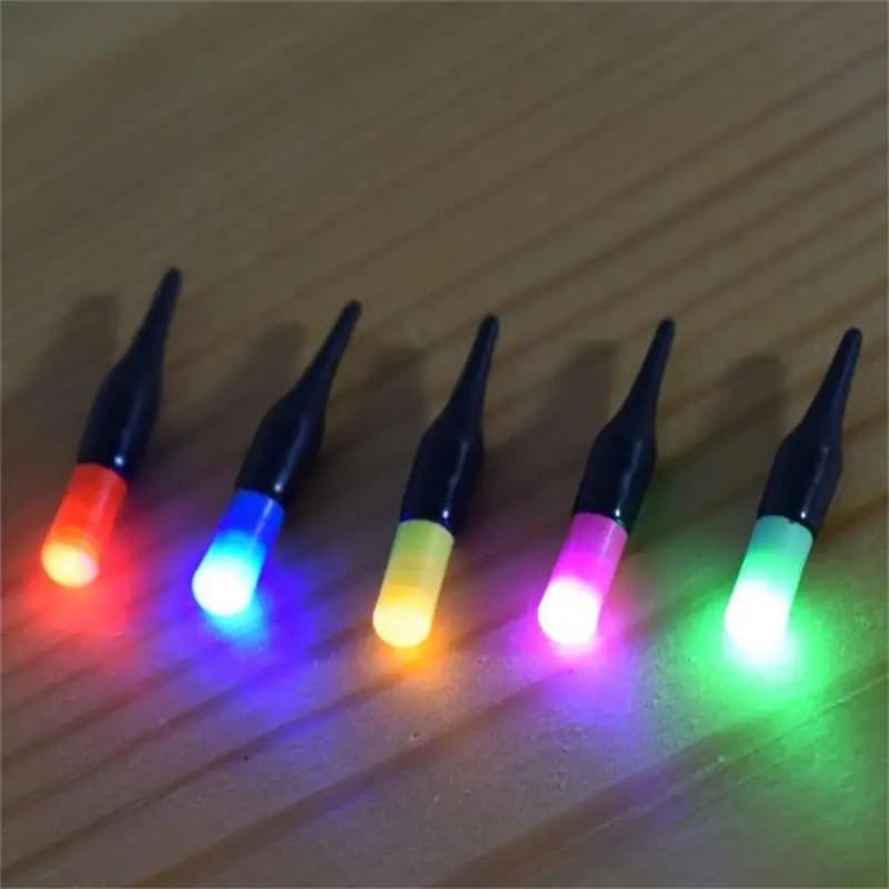5 pièces lumière flottante à queue luminescente LED pour la pêche, avec changement de couleur et tête épaisse