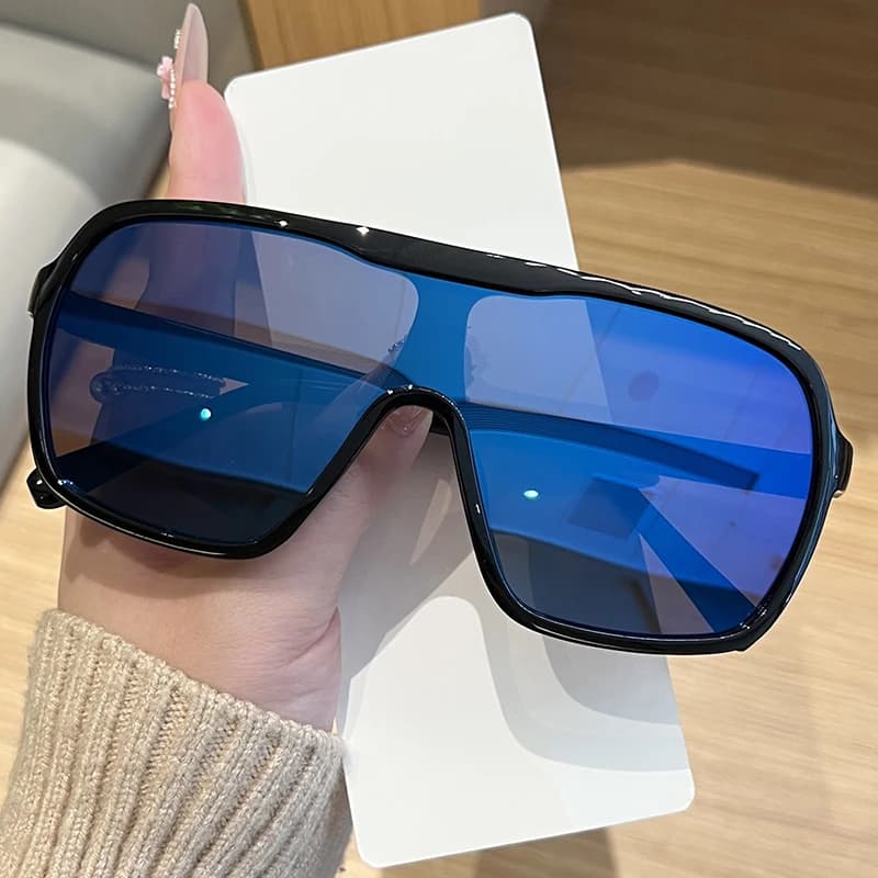 Lunettes de soleil carrées tendance grandes montures femmes gradient pilote UV400