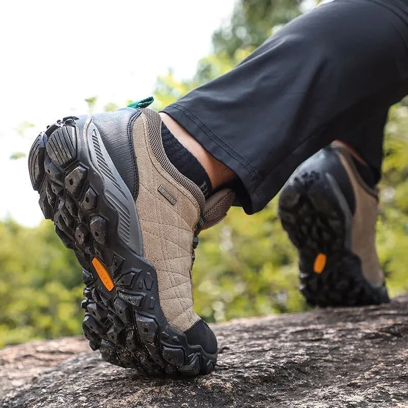 Chaussures randonnée homme luxe hiver - Sneakers trekking cuir outdoor sport travail design premium