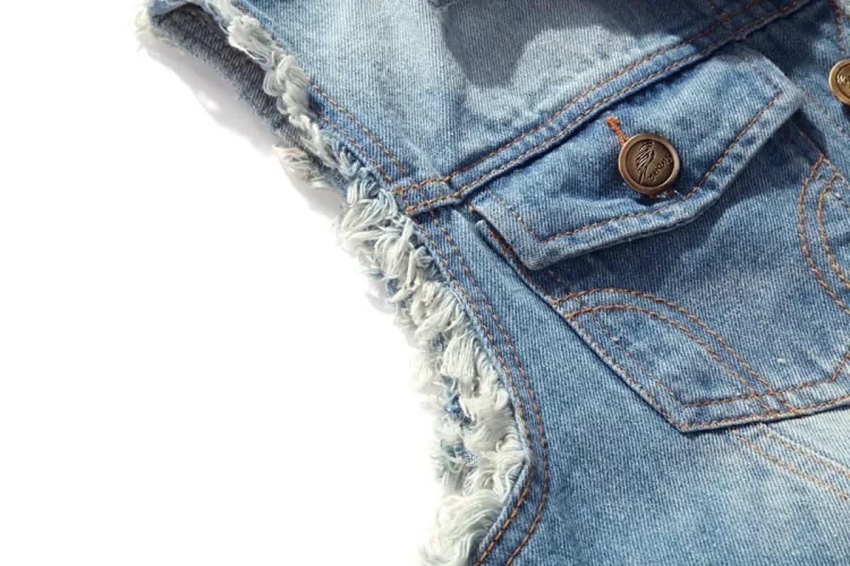 Veste denim déchirée sans manches homme style rétro pour pêche estivale confortable