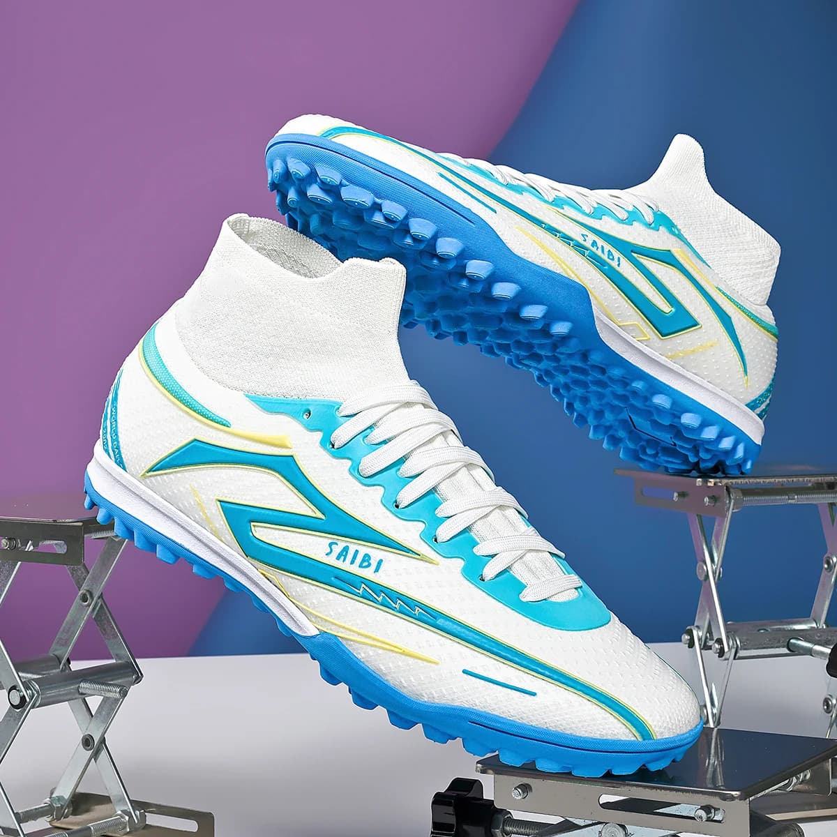Chaussures de football anti-dérapantes TF pour hommes - Légères et respirantes pour couple