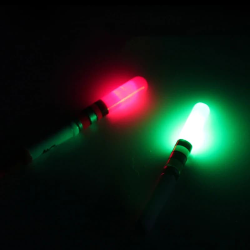 10 bâtons lumineux LED pour flotteurs de pêche de nuit, avec piles CR322 incluses, accessoires lumineux