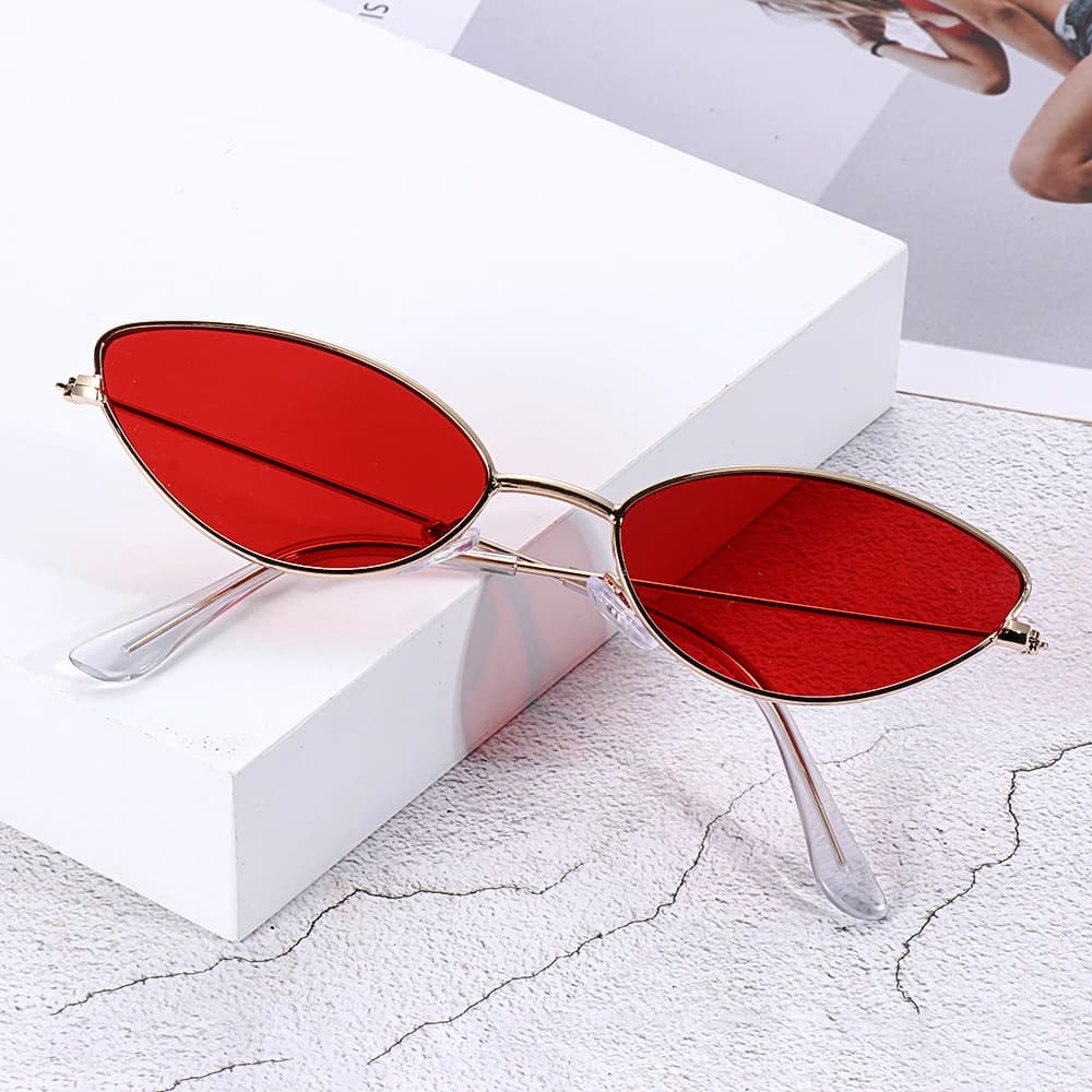 Lunettes chat rétro femme - Modèle cat eye vintage noir rouge rose protection UV400 tendance