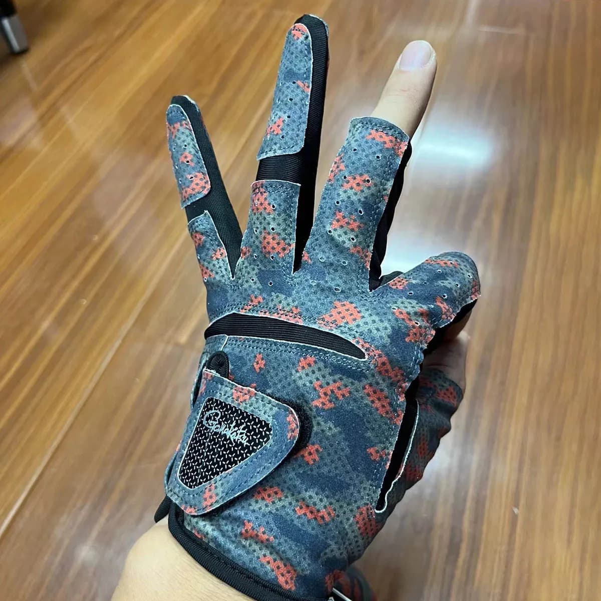 Gants Gamakatsu 3 doigts anti-dérapants - Protection solaire pêche à la mouche été
