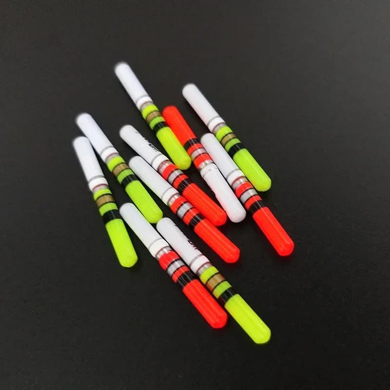 5 bâtons lumineux LED étanches avec chargeur et piles rechargeables pour la pêche de nuit
