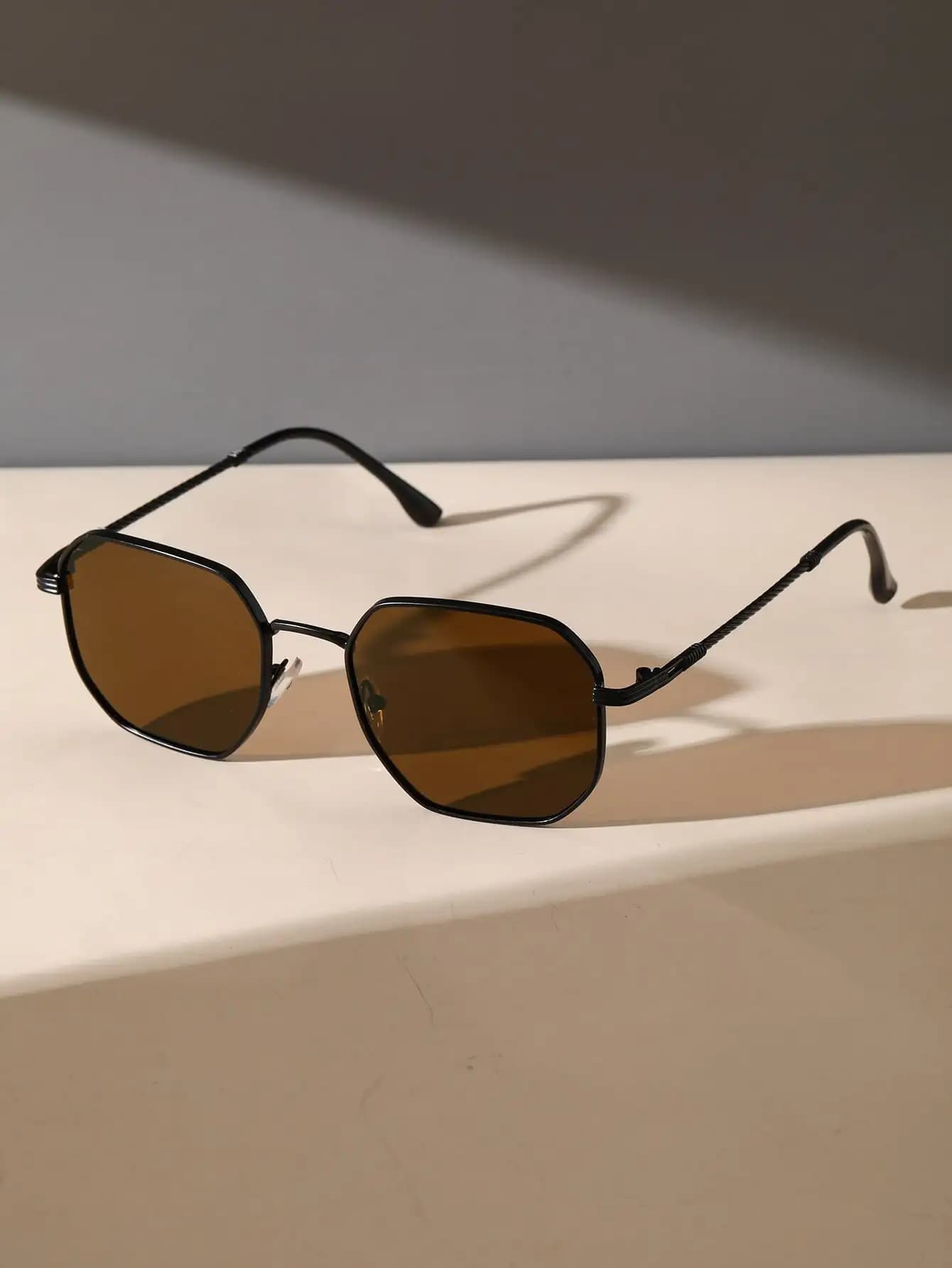 Lunettes de soleil vintage unisexe style bohème pêche - Monture géométrique métal rétro pour activités extérieures