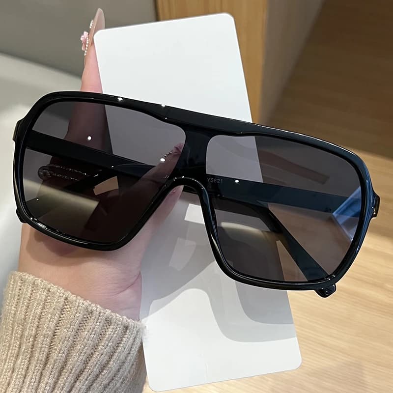 Lunettes de soleil carrées tendance grandes montures femmes gradient pilote UV400