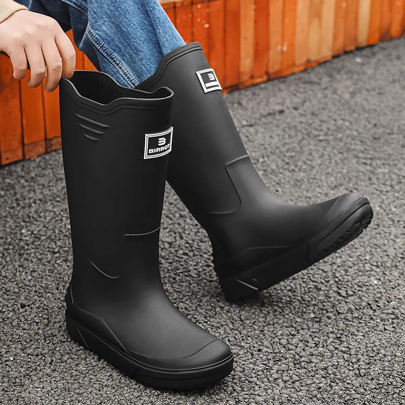 Bottes de pluie hautes hommes PVC confortables slip-on pour pêche camping et travail saison des pluies