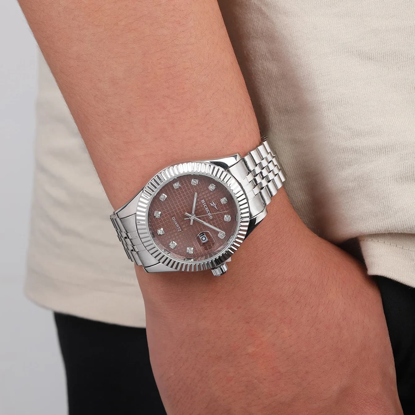 Montre homme quartz luxe acier inoxydable étanche pour pêche - affichage date et chronomètre