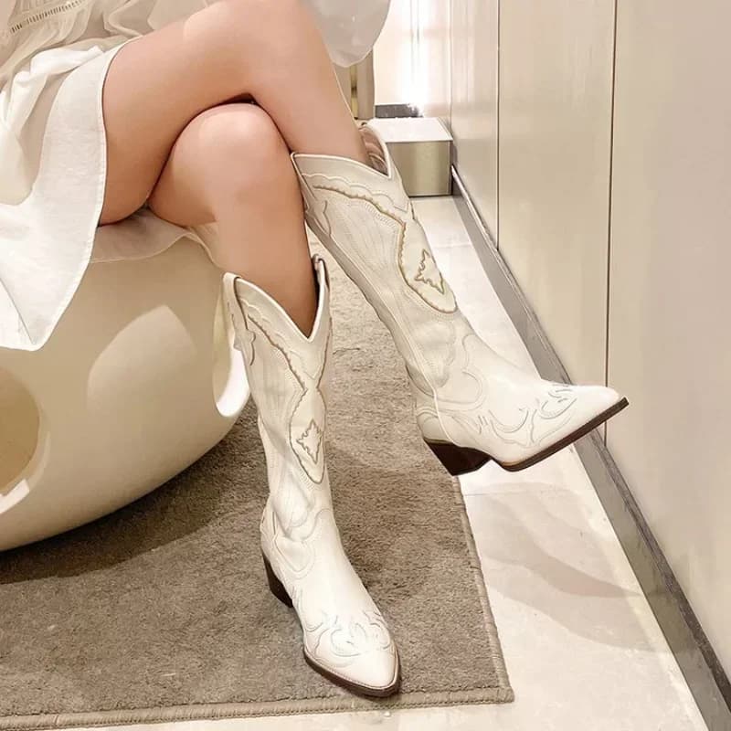 Bottes cowboy femme vintage à talon épais avec broderies western - Style automnal