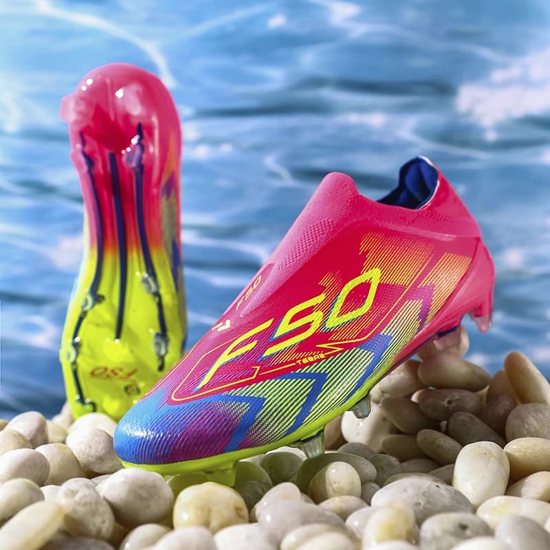 Chaussures de football homme crampons longs professionnels antidérapantes pour terrains en herbe