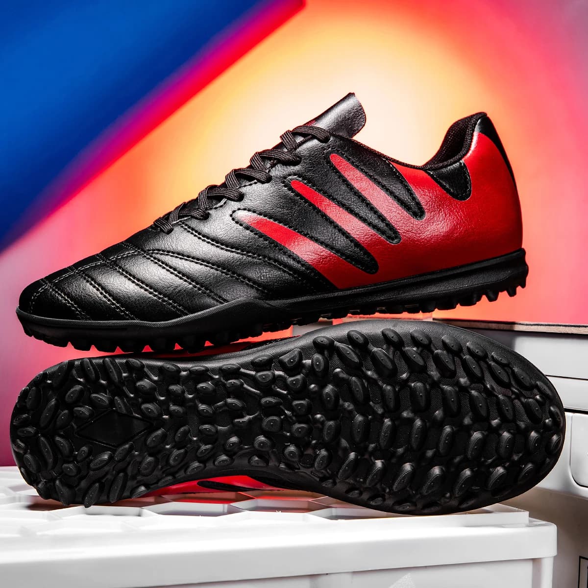 Chaussures de football TF homme respirantes anti-dérapantes pour terrains synthétiques toute saison