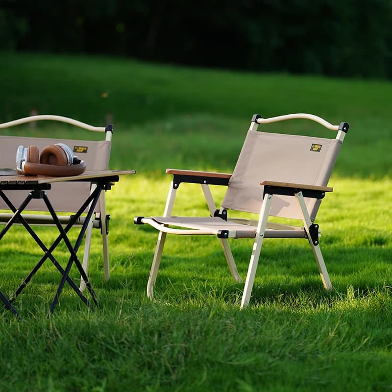 Chaise Comet pêche et camping en tissu Oxford polyester avec accoudoirs hêtre vert kaki