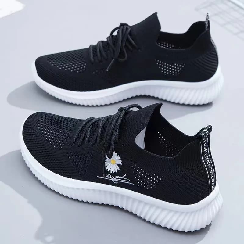 Petites chaussures blanches pêche femme tricotées semelle souple respirantes pour pêche étudiante été