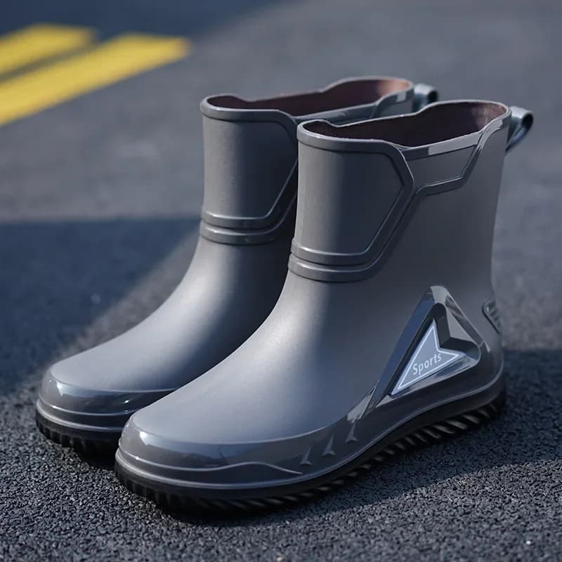 Bottes de pluie mi-mollet hommes mode avec bandes réfléchissantes, chaussures étanches élastiques grises pêche
