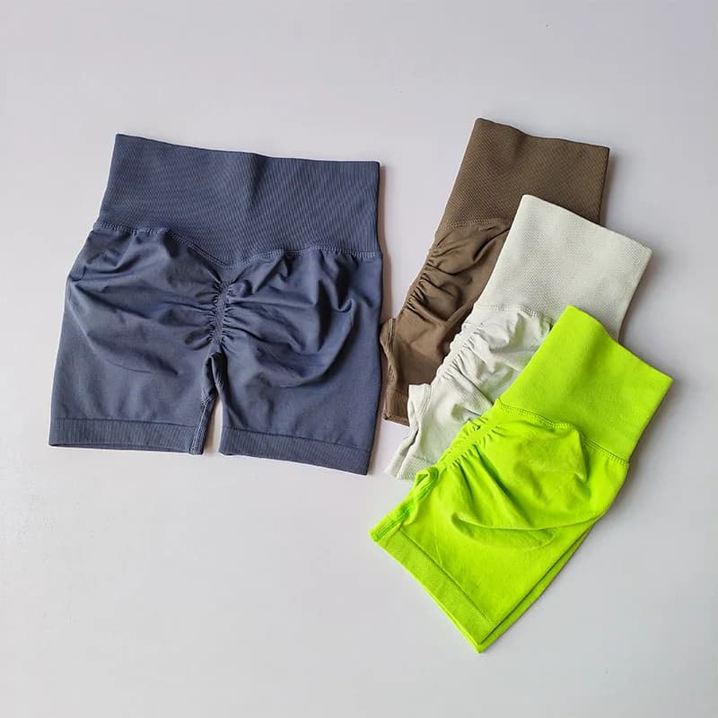 Shorts de sport pêche femme effet peach lift, taille haute gainante pour pêche active et mouvements dynamiques