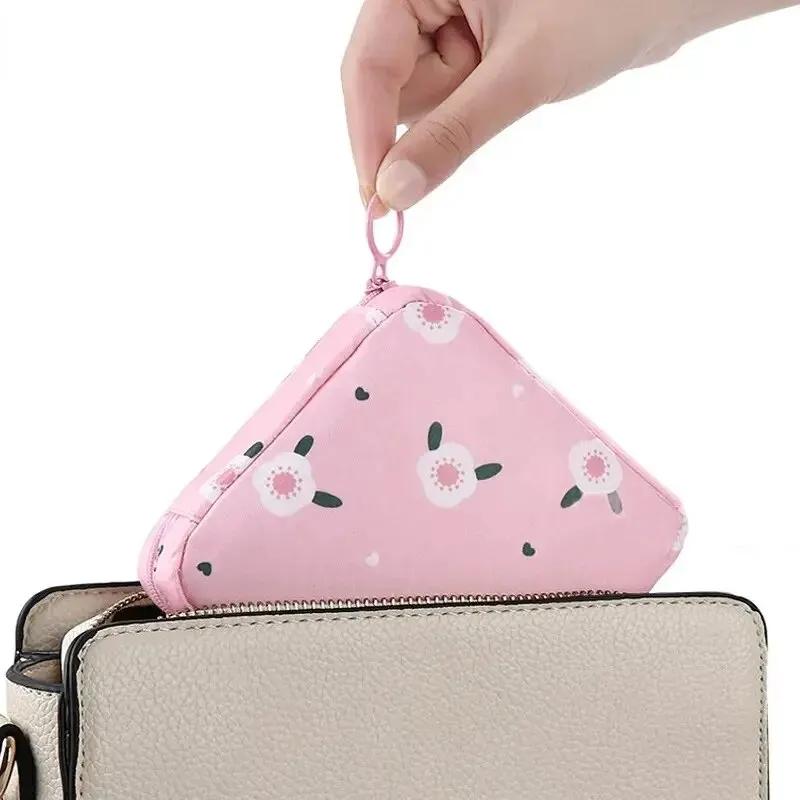 Pochette étanche pour serviettes hygiéniques - Organisateur portable motifs cartoon pour protections féminines