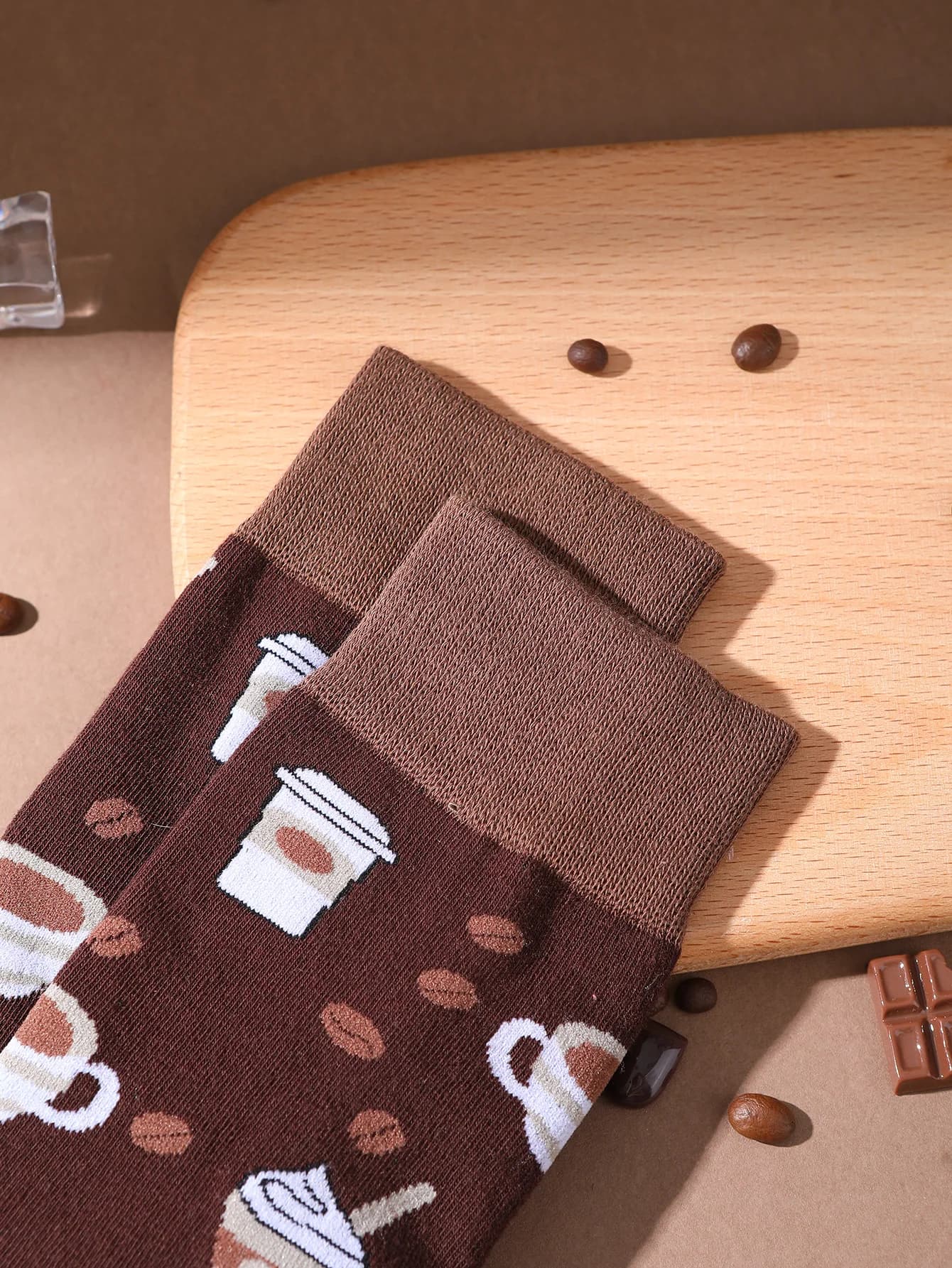 Chaussettes mi-mollet homme cadeau original boîte tasse café style tendance confortable