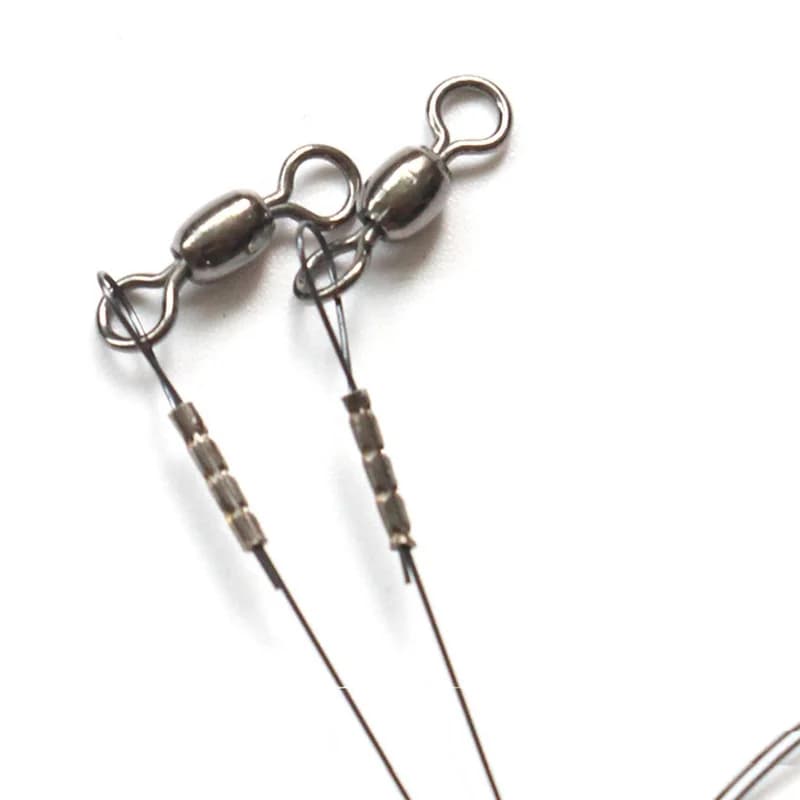 Laisse de pêche en acier 2PCS avec émerillon roulant anti-embrouillage pour brochet et carnassiers