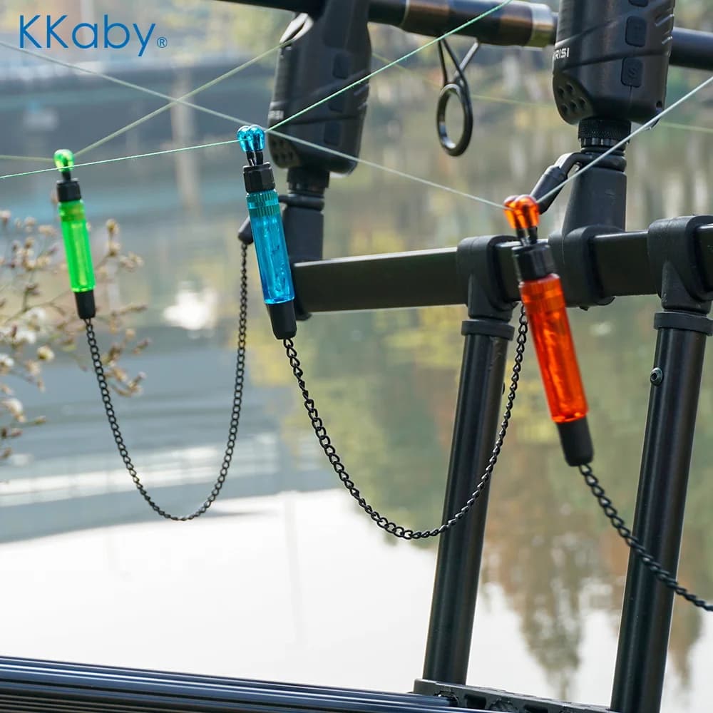Set 4 pièces swinger souple avec LED 4 couleurs pour carpe dans boîte de rangement Kkaby