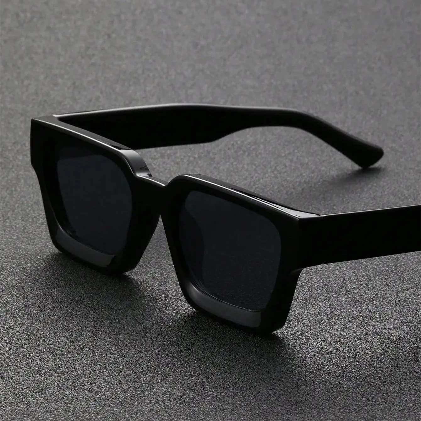 Lunettes de soleil carrées millionnaire noir rétro - Design luxe 2025 pour pêcheurs élégants