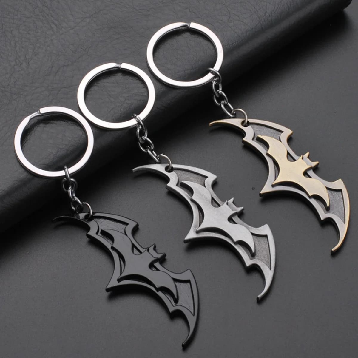 Porte-clés chauve-souris anime créatif - Porte-clés couple homme femme voiture haut de gamme