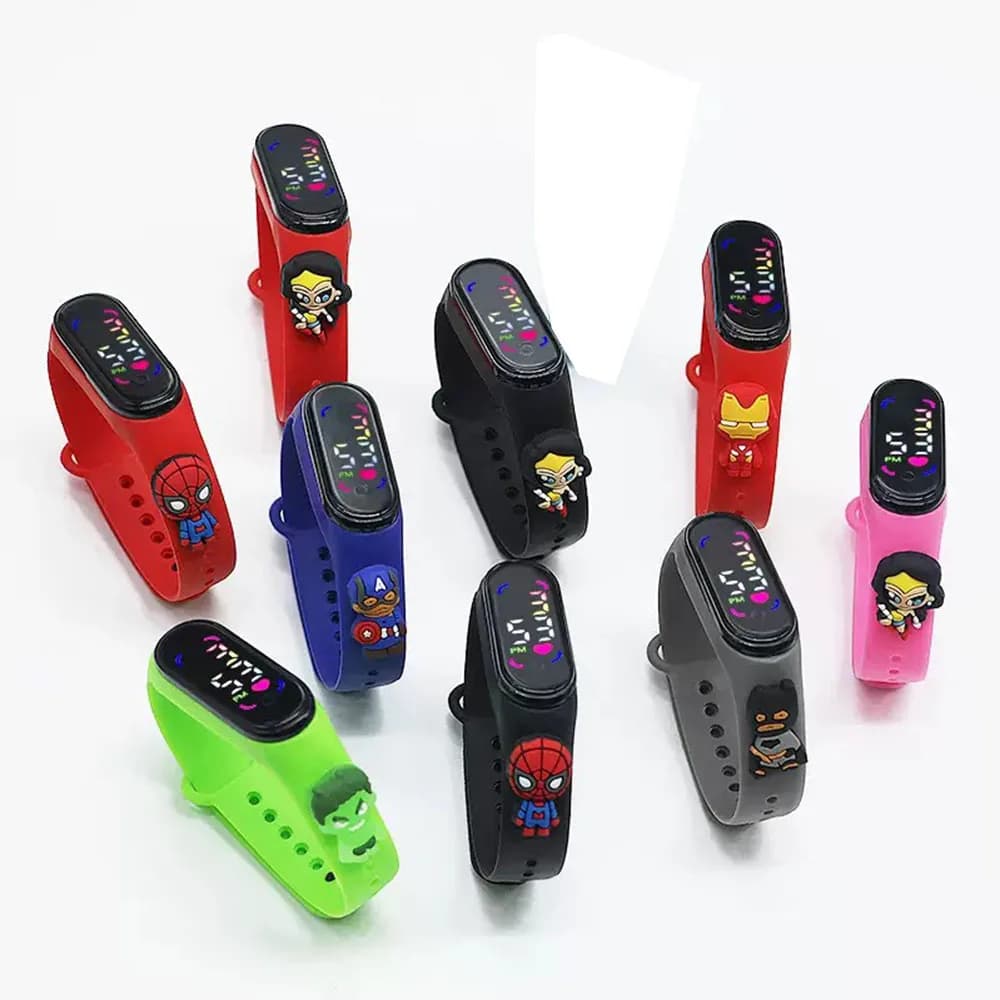 Montre enfant étanche fille garçon à bracelet électronique LED tactile design Mickey Mouse ou Spiderman