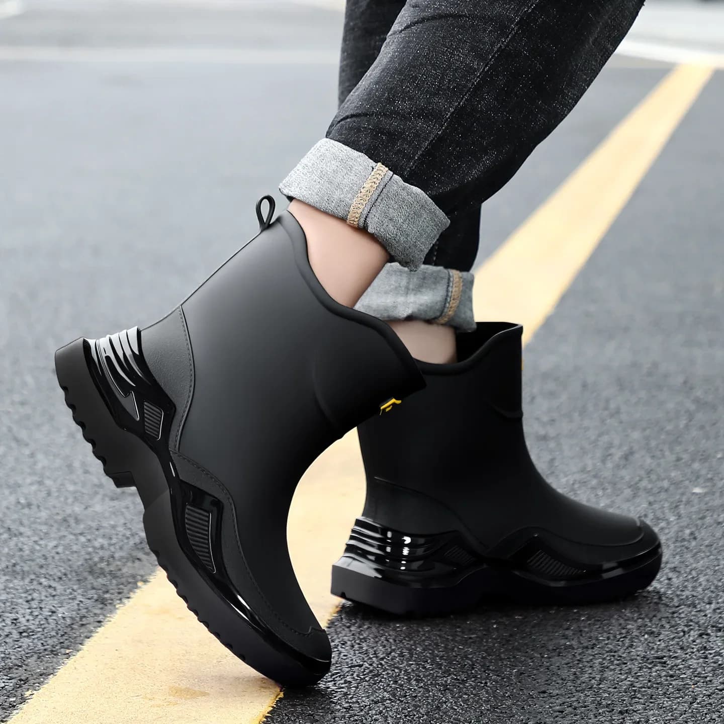 Bottes caoutchouc homme noires coréennes antidérapantes style sport courtes épaisses écologiques