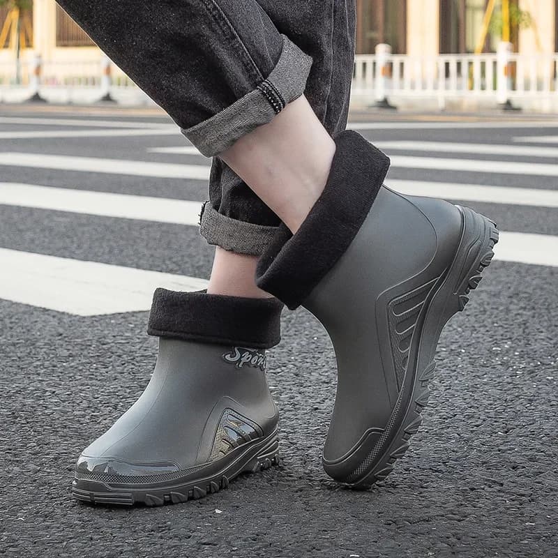 Bottes courtes homme style coréen 2024 doublées polaire - Chaussures de pluie chaudes mode 558