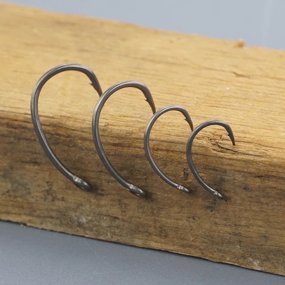 Hameçons de pêche Hirisi 50 pièces acier inoxydable carbone haute résistance avec œil et barbelés PTFE 8031