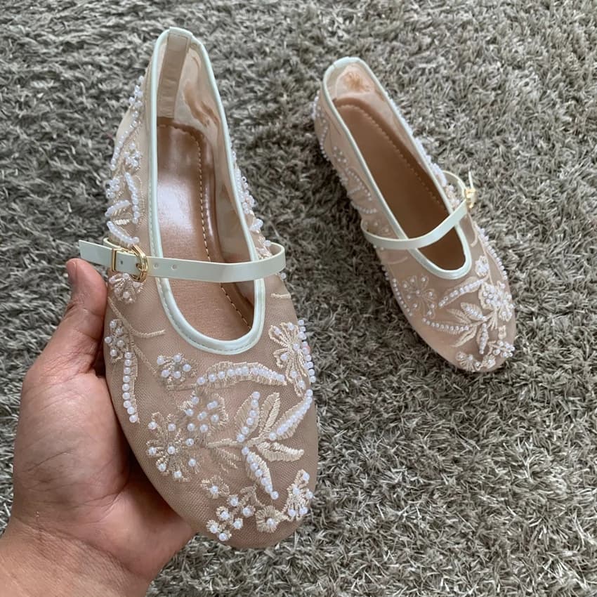 Ballerines femme avec broderie perles - Design mesh, boucle Mary Jane, talon bas, sandales plates confortables