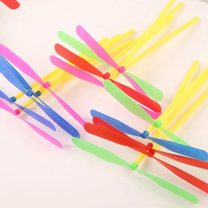 5/30Pcs Dragonfly Propeller - Jouet volant manuel pour enfants, jeu extérieur sportif et cadeau original