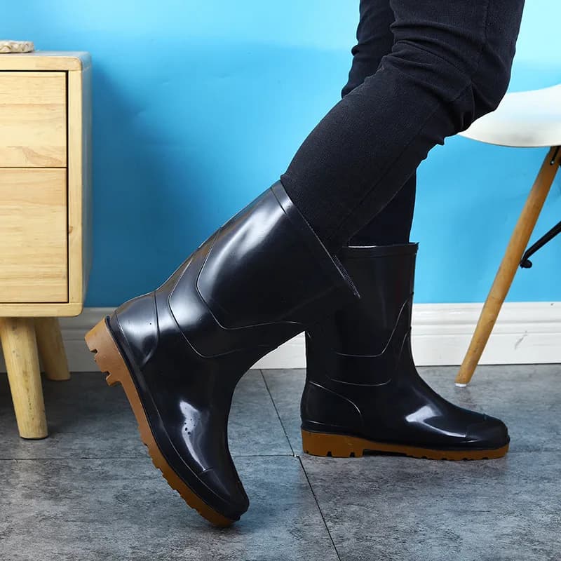 Bottes de travail mi-mollet noires anti-dérapantes imperméables en PVC pour homme