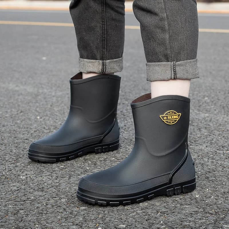Chaussures aquatiques mi-mollet homme couleur unie lacets pluie antidérapantes pêche extérieur imperméables