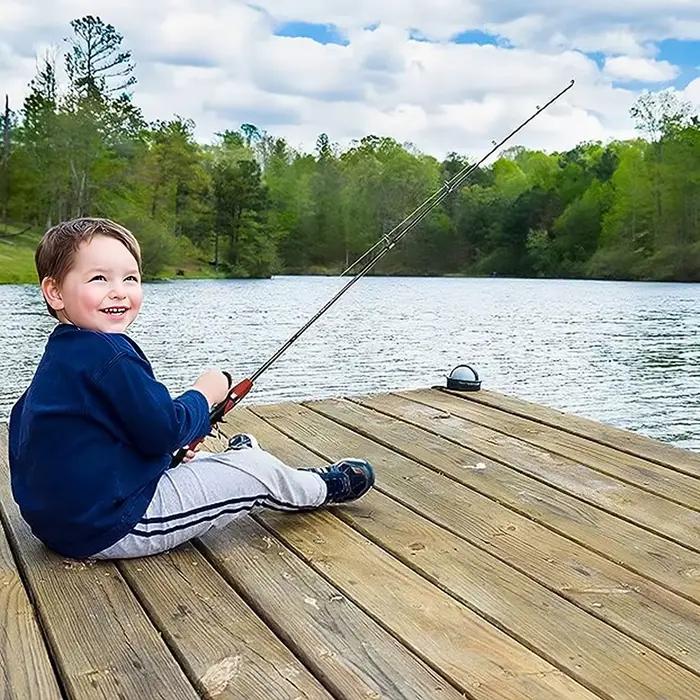 Kit pêche enfant canne télescopique avec moulinet, hameçons et appâts, eau douce et mer débutants