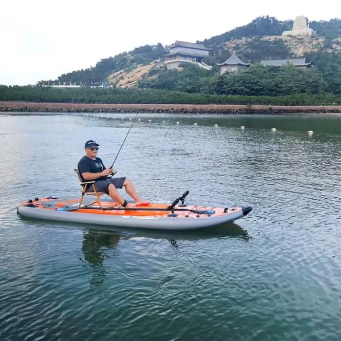Bateau de pêche gonflable PVC en vente - Kayak gonflable personnalisable OEM pour pêcheurs