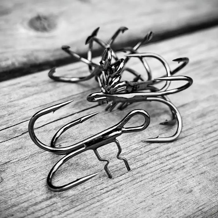 Hameçons triples Spinpoler T-shaped soudés pointes nickel noir pour leurres shad 6 pièces